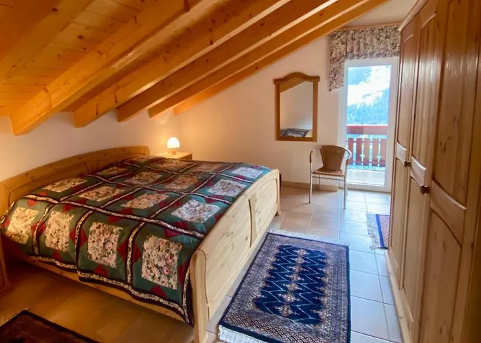 Kristall 4 1/2 Zimmer-maisonetten-haus * Albinen