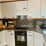Apartamento Kristall 4 1/2 Zimmer-maisonetten-haus
