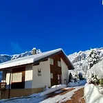 Kristall 4 1/2 Zimmer-maisonetten-haus * Albinen